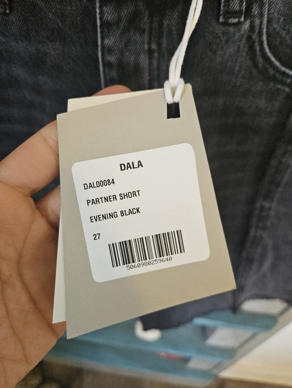 NWT Dala Partner Shorts Evening Black Size 27 Small - Picture 6 of 7